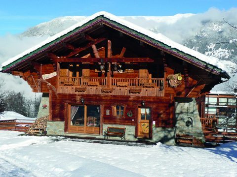 Arrive By Rail And Save 10% On Your Chalet Ski Holiday Cost