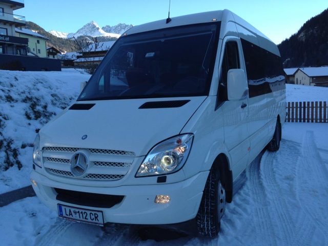 [HOW TO] 8 Ways to Cheap Ski Holidays