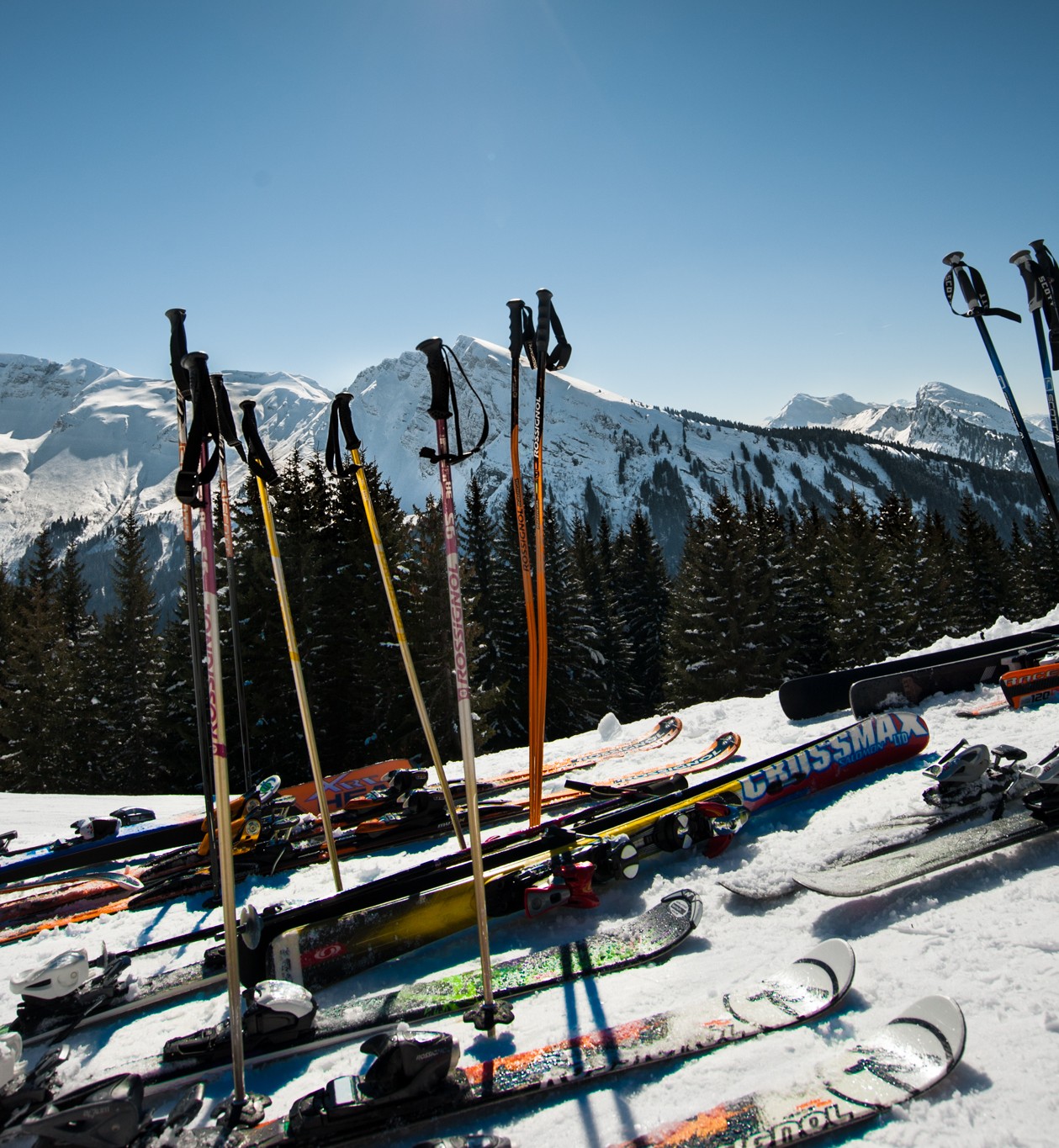 (How To Book) Low-Cost Ski Holidays