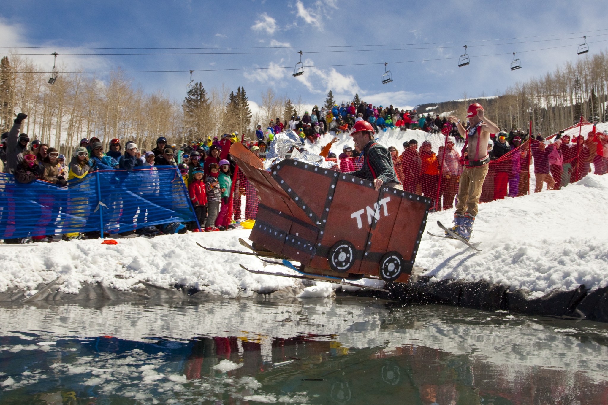 [EVENT] Splash Down! The Top 6 Pond Skimming Events