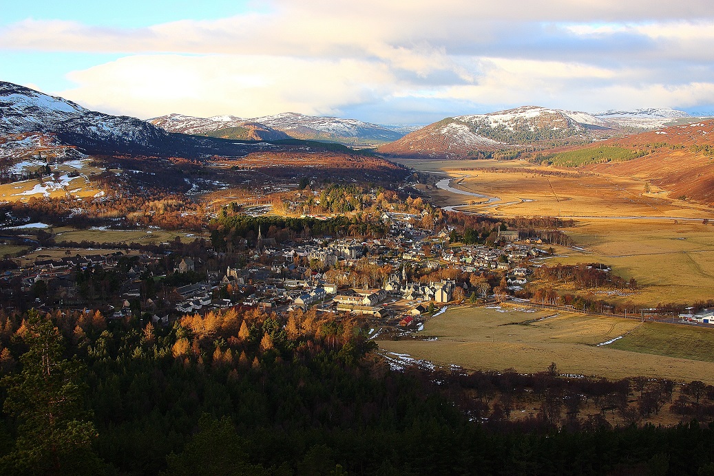 [TRAVELS] 6 ways to save on your ski holiday this winter