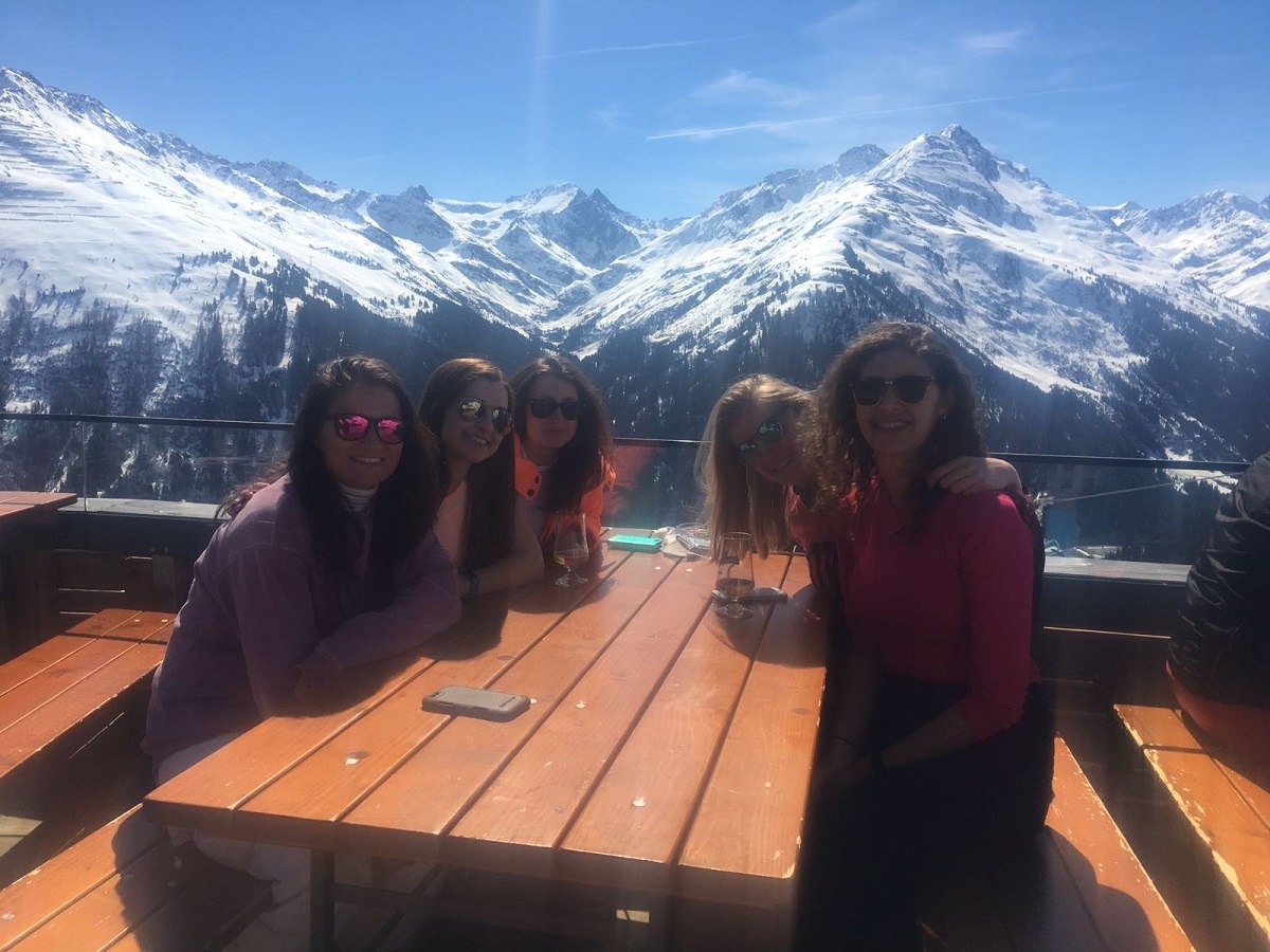 [DOING A SKI SEASON] Finding A Ski Season Job