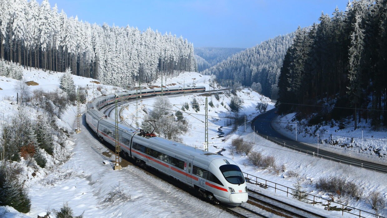 ICE train photo DB93057 by Deutsche Bahn