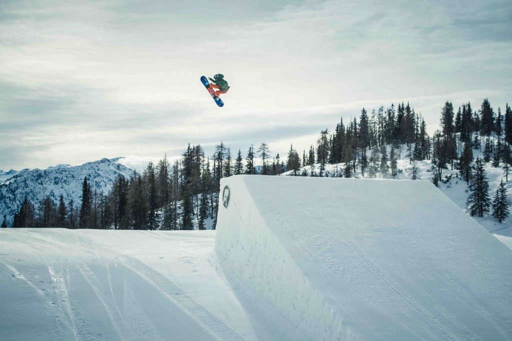 British skiers and snowboarders to feature at four World Cups this weekend
