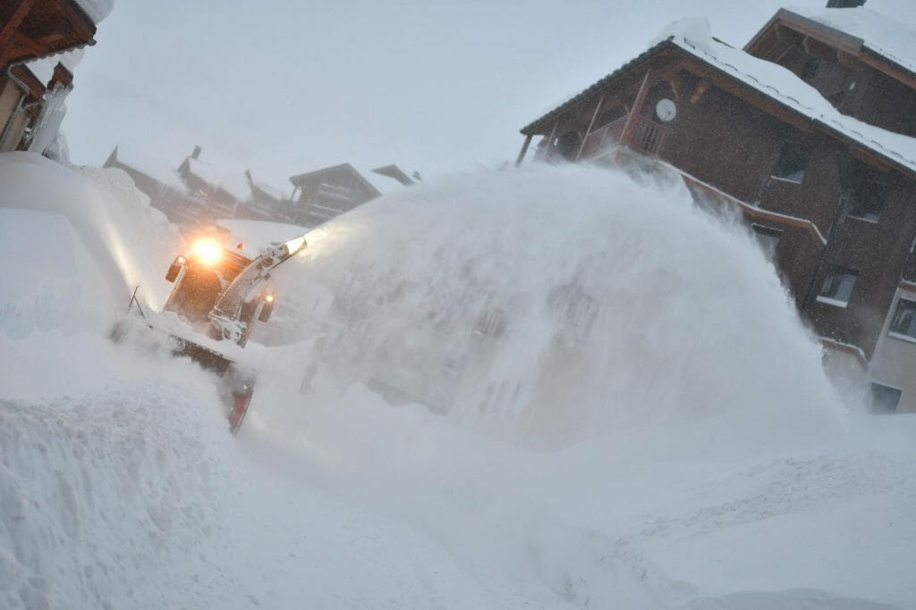 Several Ski Resorts in Alps Cut off Again as Snow Closes Rail and Road Links