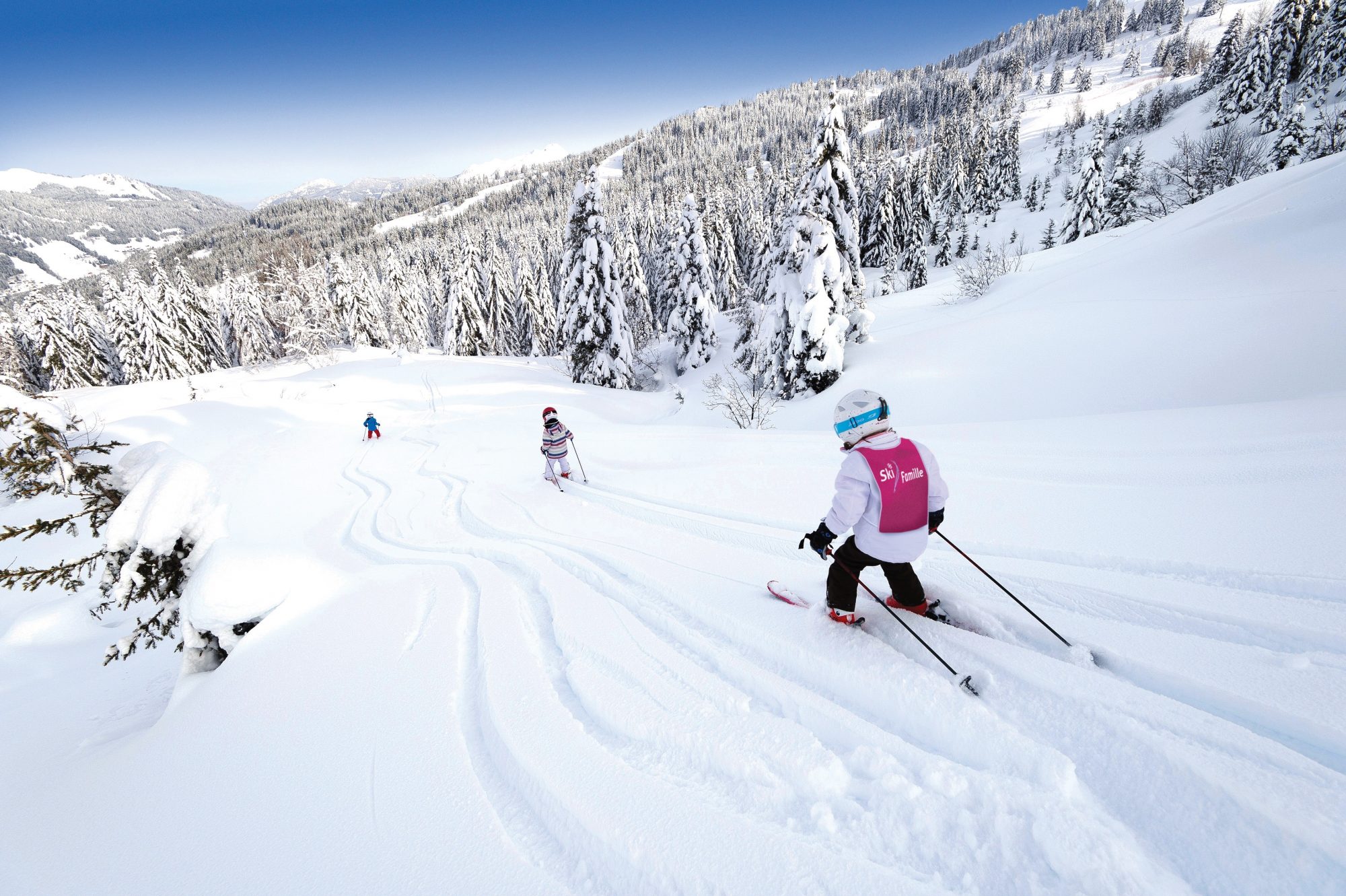 The Secrets to a Stress-Free Family Ski Holiday