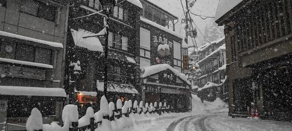 Huge New Year’s Snowfalls in Japan