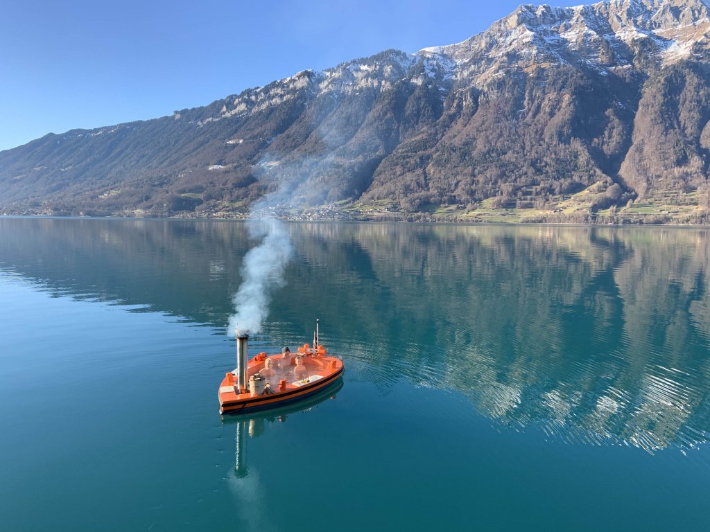 Hot Tug Sets Sail on Swiss Alpine Lake