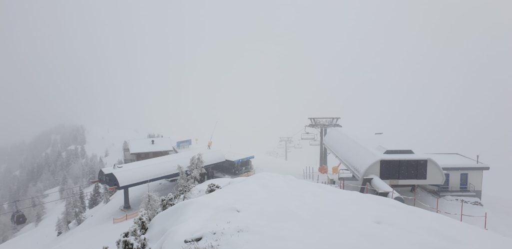 Fresh Snowfall Ahead of Easter in the Alps