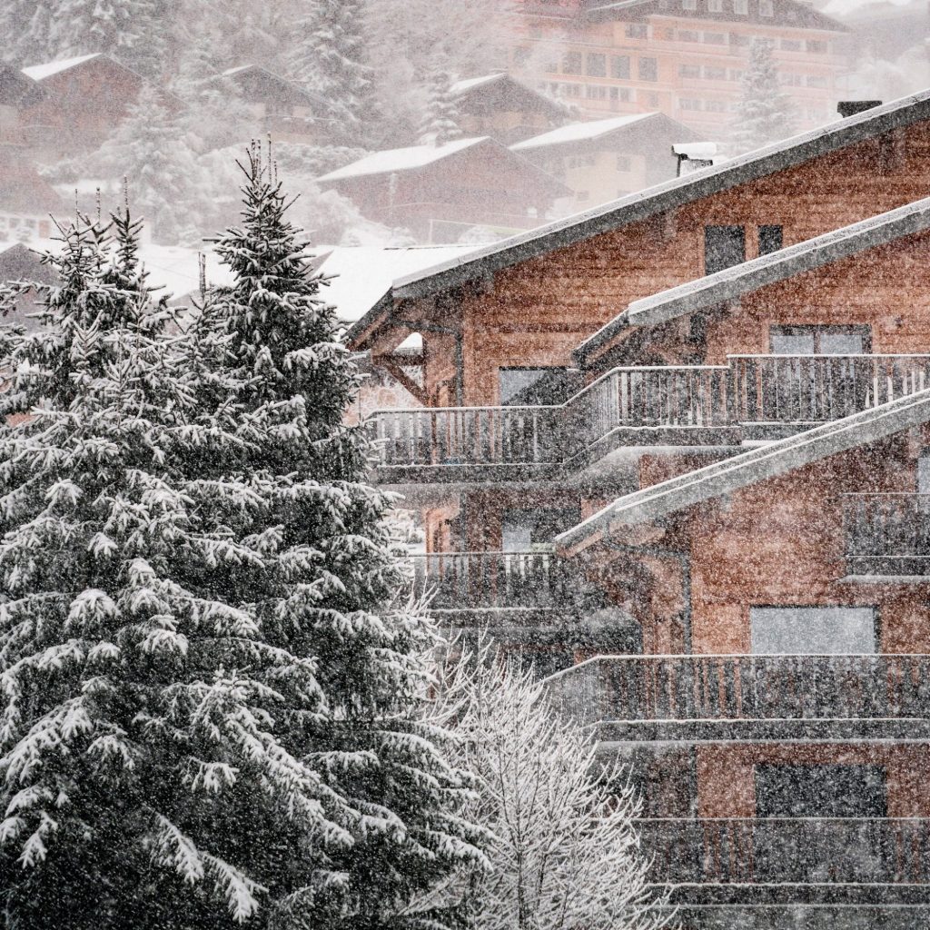 Hujan Salju Lebat di Pegunungan Alpen