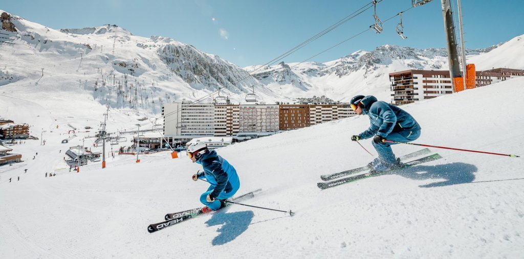 Bermain Ski Ke Bulan Mei Dengan Paket Salju Terdalam di Eropa Di Tignes