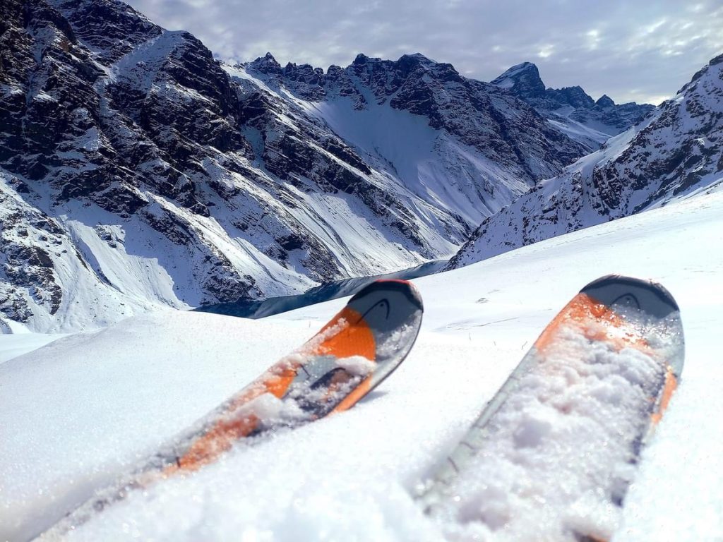 Southern Hemisphere 2024 Season Starts Early After Big Snowfalls