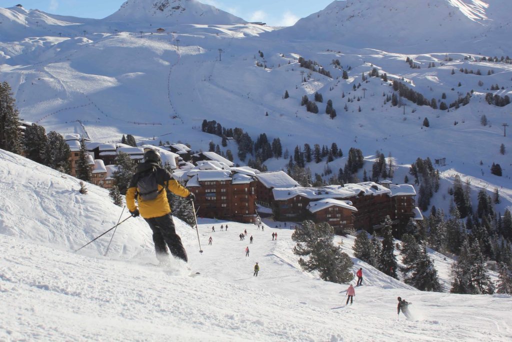Friends in High Places &#8211; how solo ski holidays are growing