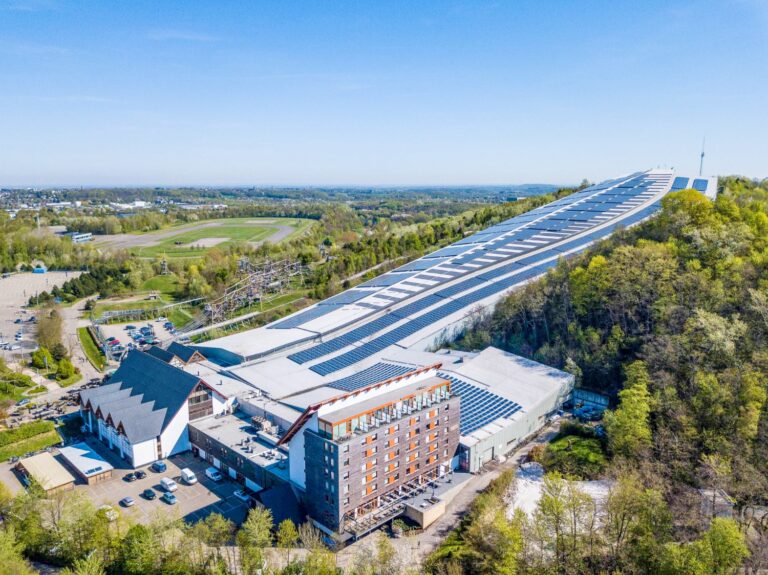 SnowWorld x Snowcentres: Europe’s Indoor Snow Leader