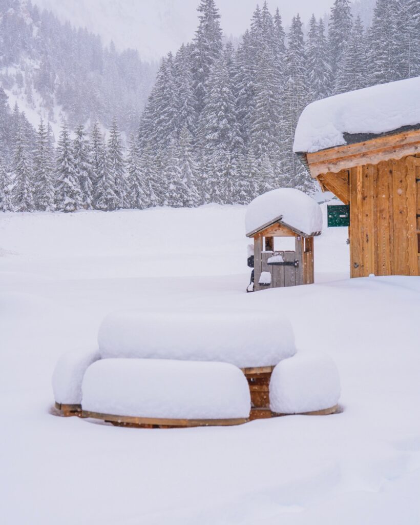 Bookings Booming As Snow Falls in UK and The Alps